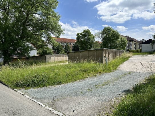 Baugrundstück in Zwickau-Weißenborn, begehrte Lage für EFH, DHH oder Reihenhäuser, teilerschlossen