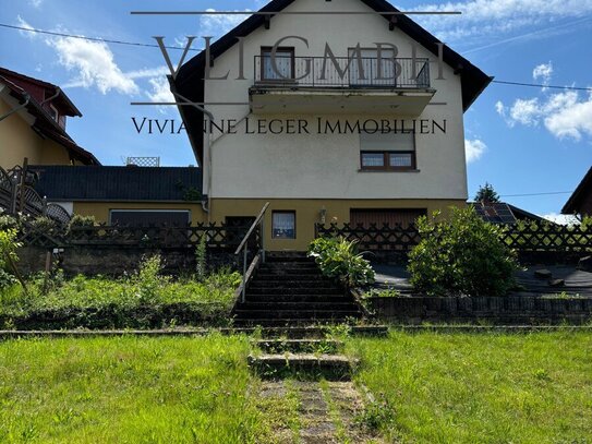 Freistehendes Einfamilienhaus mit großem Grundstück in ruhiger Lage von Wellesweiler