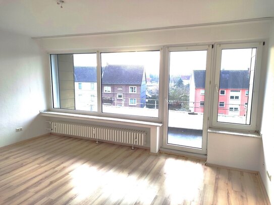 Schöne und gepflegte Erdgeschosswohnung mit Balkon