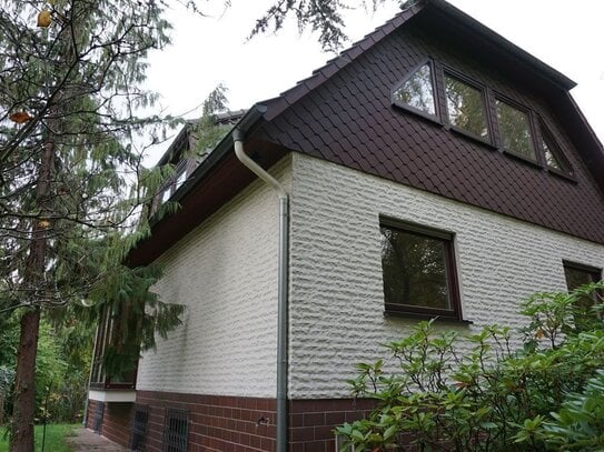 1985 Einfamilienhaus mit Garten, ruhige Lage im Grünen - z. Zt. vermietet