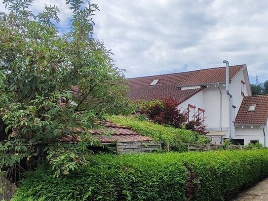 Ihr neues Zuhause? Tolle Maissonette-Wohnung mit idyllischem Garten in familiärer Lage von Wehr