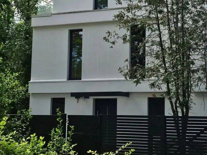Erstbezug: Moderne Doppelhaushälfte in Karlshorst zur Miete - Photo 1