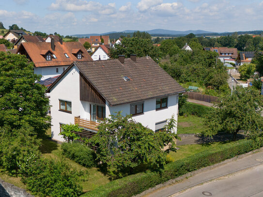 Gepflegtes Zweifamilienhaus in Waldmünchen!