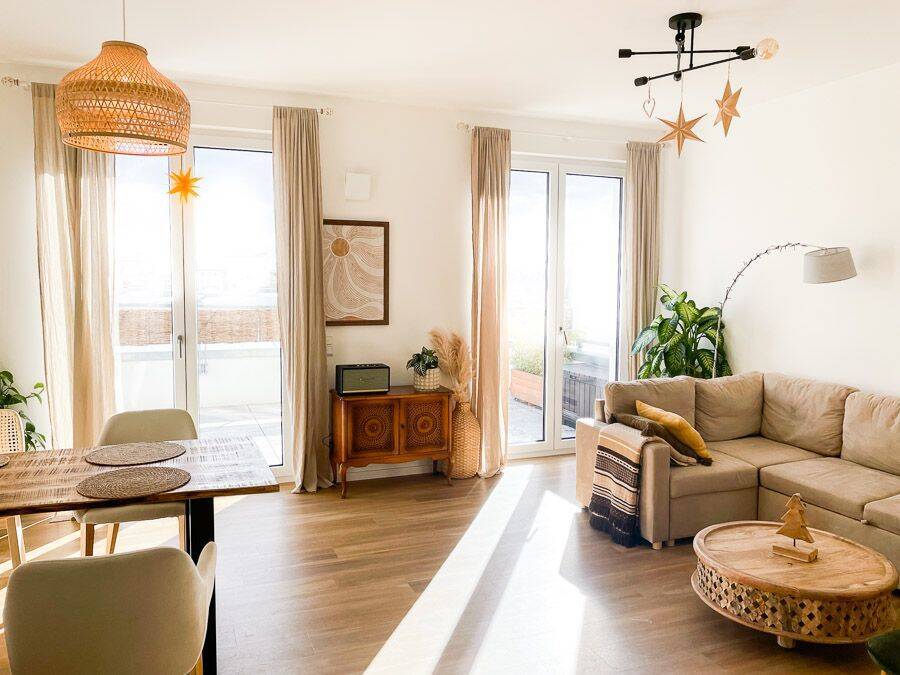 Helle 2-Zimmer-Dachgeschosswohnung mit großer Terrasse in Berlin-Tempelhof -Schöneberg - Photo 1