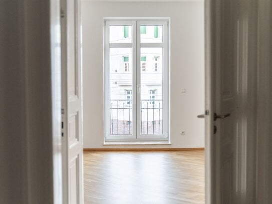 2 Zimmer I modernes Bad mit Wanne I Balkon I offene Küche mit Einbauküche