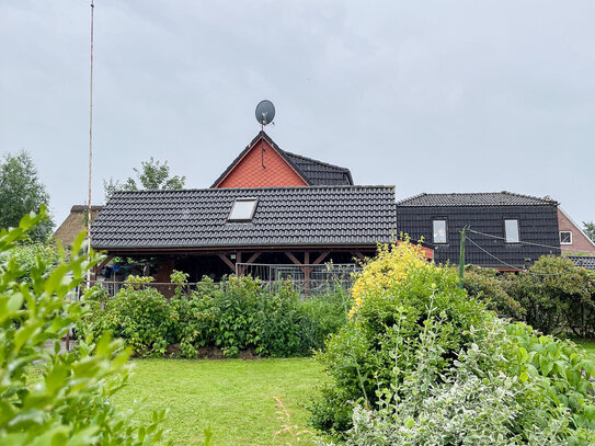 Handwerker aufgepasst! Einfamilienhaus mit Wintergarten und Nebengebäude