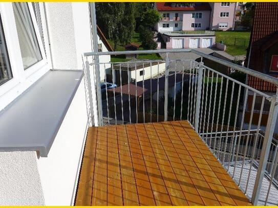 * Renovierte - Kapitalanlage / Eigennutzer - Wohnung mit Balkon!