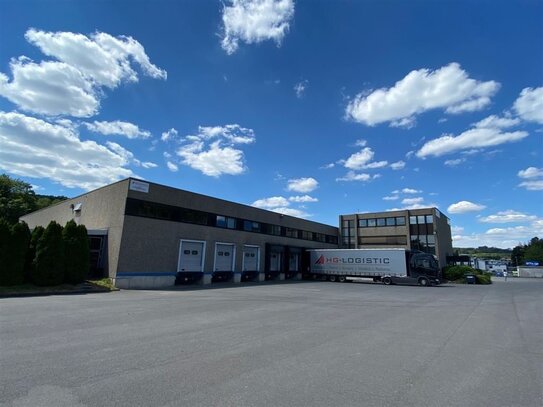 Lager-/Service- und Verkaufsflächen in Olpe am Autobahnkreuz A 45/ A 4