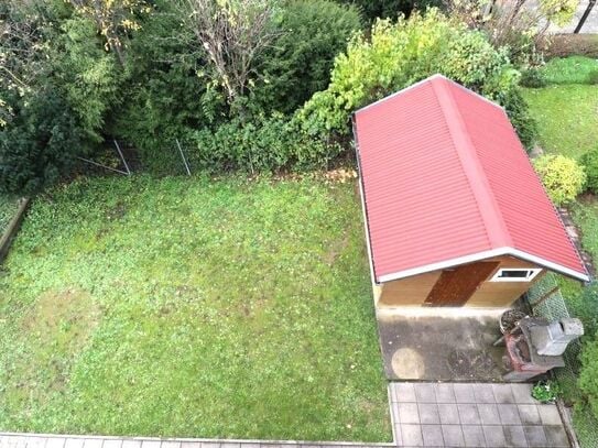 ~Energetisch, modernisiertes Mehrfamilienhaus mit pflegeleichtem Garten in ruhiger Lage~