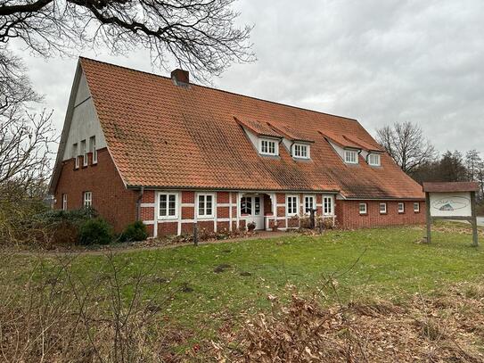 Wohnen und Arbeiten unter einem Dach in Burweg