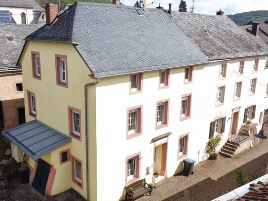 Lage, Qualität und historischer Charme mit diesem Einfamilienhaus in Wawern