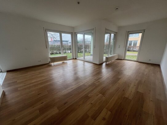 Ruhige Wohnlage / modernes Laminat / Terrasse / TG-Stellplatz