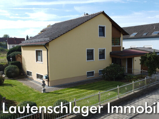 Einziehen und sofort vermieten! Einfamilienhaus mit Einliegerwohnung in Neumarkt-Pölling