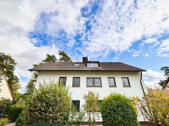 ***LICHT***LUFT***LAGE*** 3- Zimmer Dachgeschosswohnung mit Gartenanteil in Schwabach- Limbach***