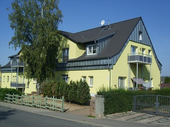 Barrierefreie, Senioren 2-Raumwohnung mit Balkon zu vermieten!