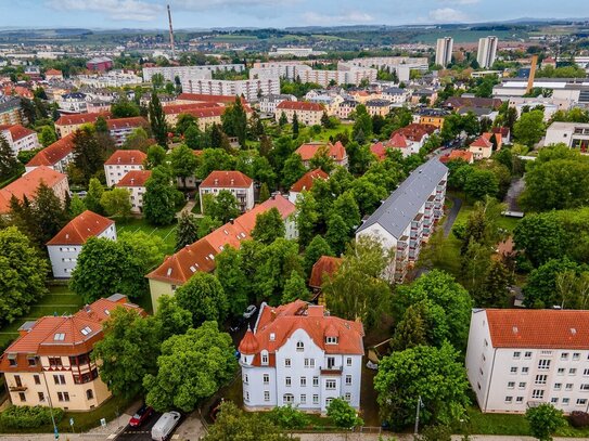 2-Zimmer-Appartment mit Balkon ins Grüne, Parkett und sehr guter ÖPNV-Anbindung