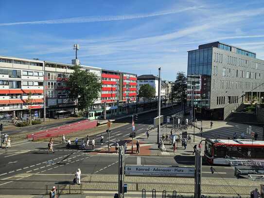 Lichtdurchflutete 3-Zimmer Altbauwohnung mit 2 Balkonen im Herzen von Bonn-Beuel