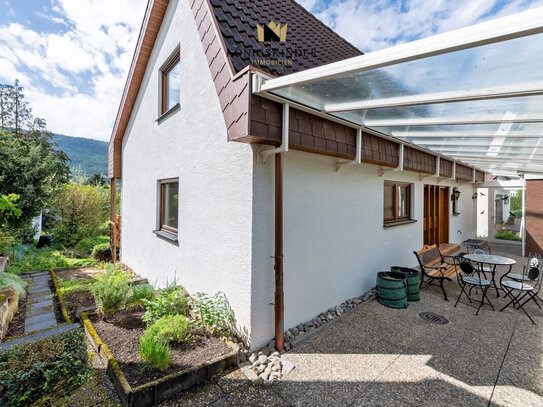 Zuhause ankommen und Ruhe genießen - inkl. Einliegerwohnung in Bad Urachs bester Lage!