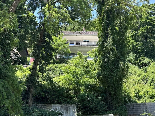 Für Naturliebhaber & Sportbegeisterte 1-2 Familienhaus in Hanglage mit herrlichem Ausblick