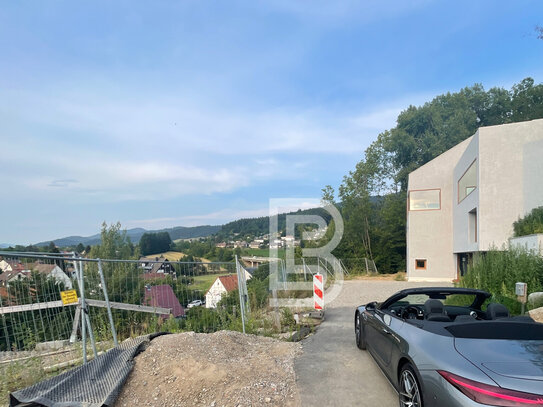 6 Wohneinheiten auf baureifem Grundstück in Waldkirchs Toplage