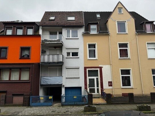 Gröpelingen! Gemütliche 2 Zimmerwohnung mit zwei Balkonen in zentraler, dennoch ruhiger Wohnlage!