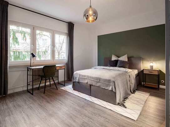 Schönes Zimmer in einem Co-Living-Apartment in Frankfurt