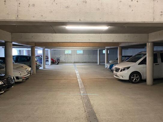 6 Tiefgaragenplätze in Altmünster in zentraler Lage zu mieten