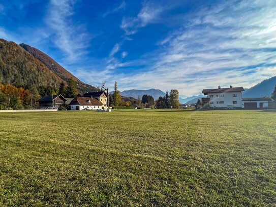 EBEN - SONNIG - GEBIRGSBLICK - Bahn und Bus zu Fuß erreichbar !