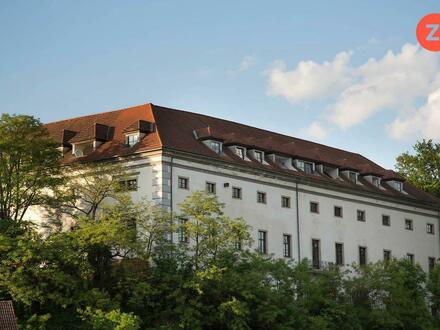 Schöner Raum im Schloss Puchenau zu vermieten