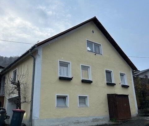 Einsiedlerhaus mit Ausbaumöglichkeiten nahe der Donau