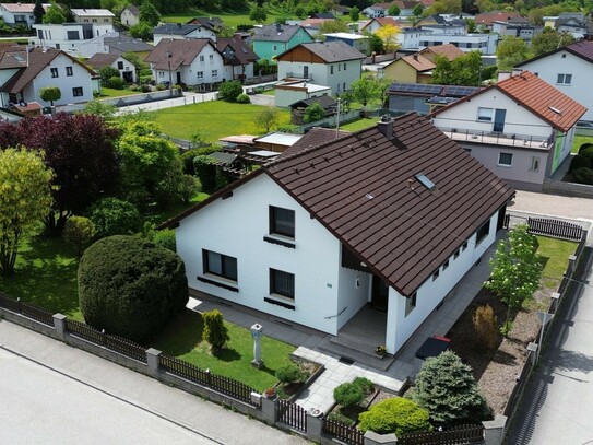 Ein Schmuckstück von Haus, 2 Wohneinheiten - ein Heizwunder zum SENSATIONSPREIS