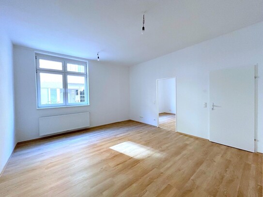 Linz/Zentrum (Schubertstraße): NEU SANIERTE 2-Zimmerwohnung mit ca. 39,87m² in zentraler Lage