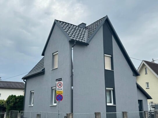 Generalsaniertes Haus mit Nebengebäuden- zentrumsnahe in Traun NEUER PREIS !!! Ein Haus wie neu