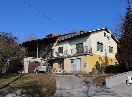 Ein/Mehrfamilienhaus nahe dem Zentrum