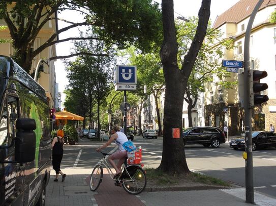 Helle 2 Zimmerwohnung ca. 87 m² im Dortmunder Kreuzviertel zu vermieten, WG-geeignet!