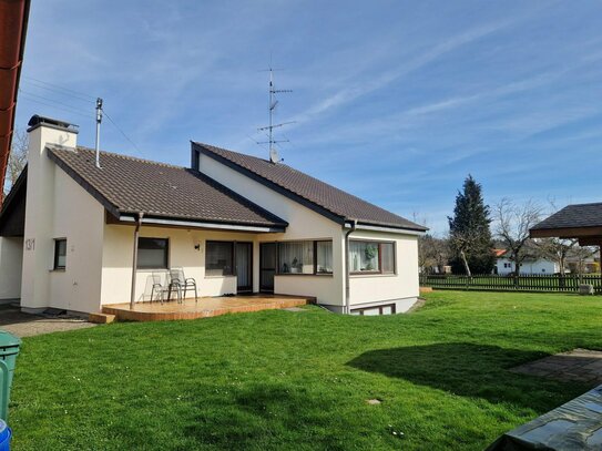 Einfamilienhaus und Bauernhaus auf 2 zusammenhängenden Grundstücken in Schemmerhofen