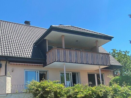 Gepflegtes Einfamilienhaus mit sonnigem Eckgrundstück in Biberach