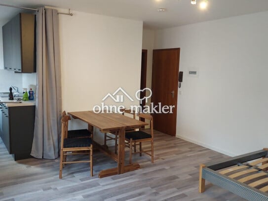 Schicke 1-Zimmer Wohnung, Gießen Innenstadt, voll möbliert, renoviert, 30qm, gerne an Pärchen