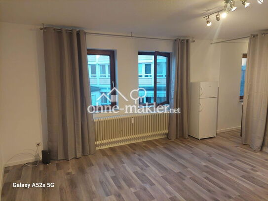 Schicke 1-Zimmer Wohnung, Gießen Innenstadt, voll möbliert, renoviert, 30qm, gerne an Pärchen