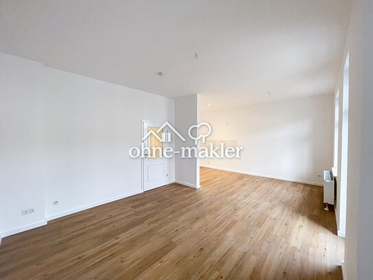 Erstbezug nach Sanierung - 2-Z. Wohnung mit Balkon in Gründerzeitobjekt