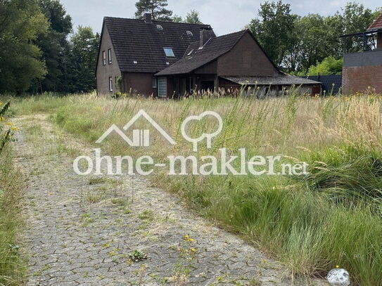 Ehemaliger Resthof mit 2.200 m² Bauland und 2.300 m² Wald