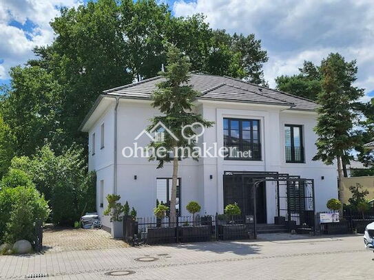 Exclusive Stadtvilla mit Luxusaustattung-Villenpark Berlin/Potsdam