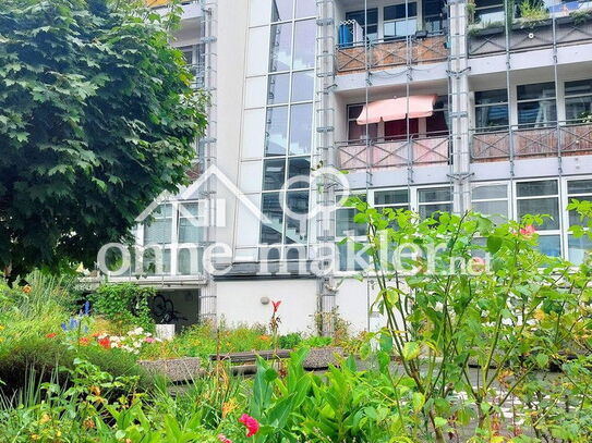 Schönes Apartment mit Balkon und Stellplatz direkt an der Uni.