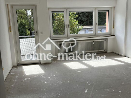 Schöne 3 Zimmer-Wohnung mit Küche und Balkon in Südlage