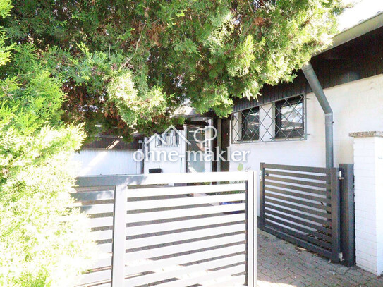 WRS Immobilien - Neuberg - Architekten-Villa mit Einliegerwohnung + großem Garten mit Baumbestand