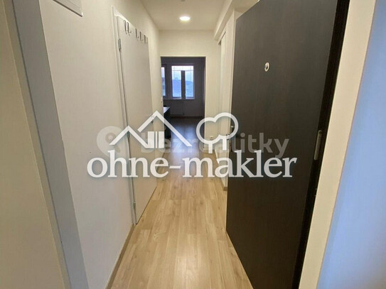 Pronájem bytu 1+kk 28 m²