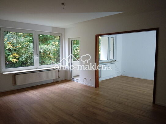 Helle 3.5 Zimmer Erdgeschoss Wohnung in Altwarmbüchen Isernhagen mit Blick ins Grüne zu vermieten!