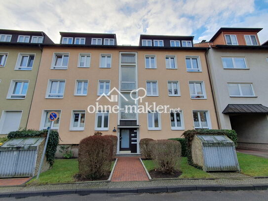 3,5 Raum Altenbochum, ruhig, grün, zentral, Sonnenbalkon, Wannenbad mit Fenster