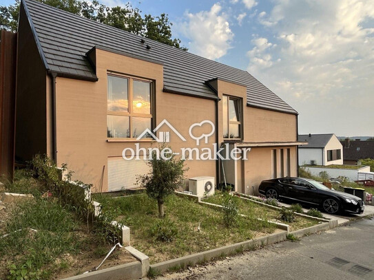 Wunderschöne Neubau Wohnung in Waldrandlage mit tollen Blick über Siegburg!