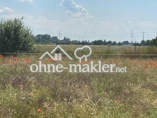 Schönes Grundstück mit weitem Blick in die Natur